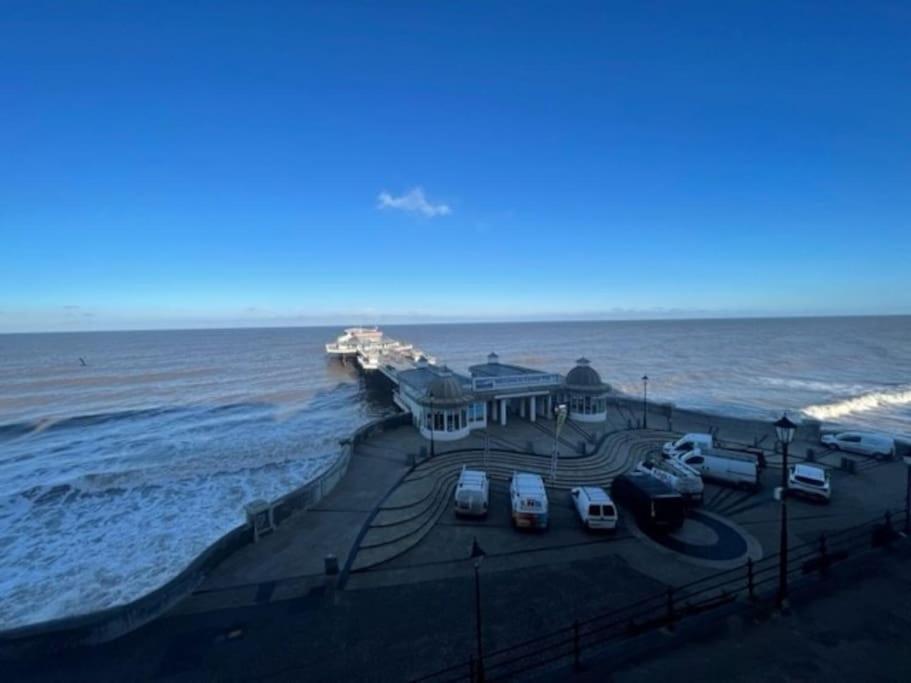 Calm In The Centre Of Cromer! Esterno foto